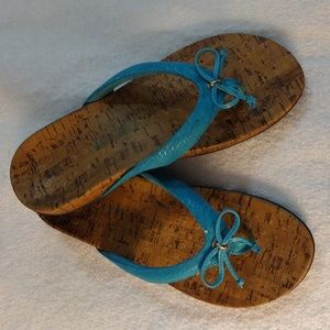 Vionic "Cassie" Teal Snake Sandals Size 10